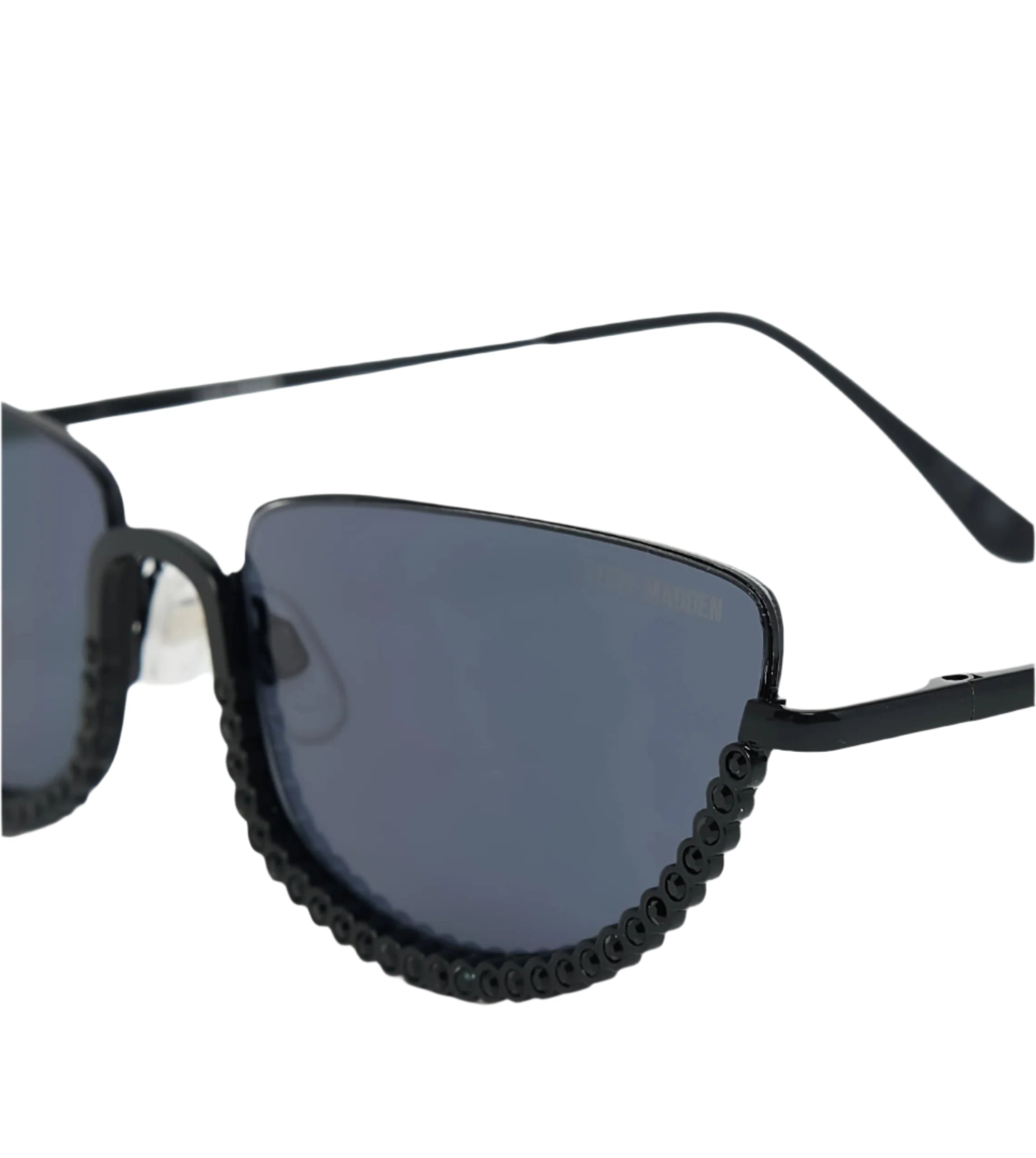 Chic Women's Black Sunglasses - view 4