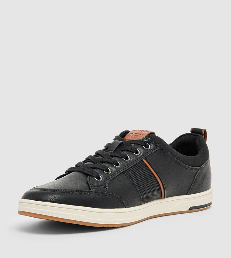 Mblynkk Men's Black Sneakers - view 3