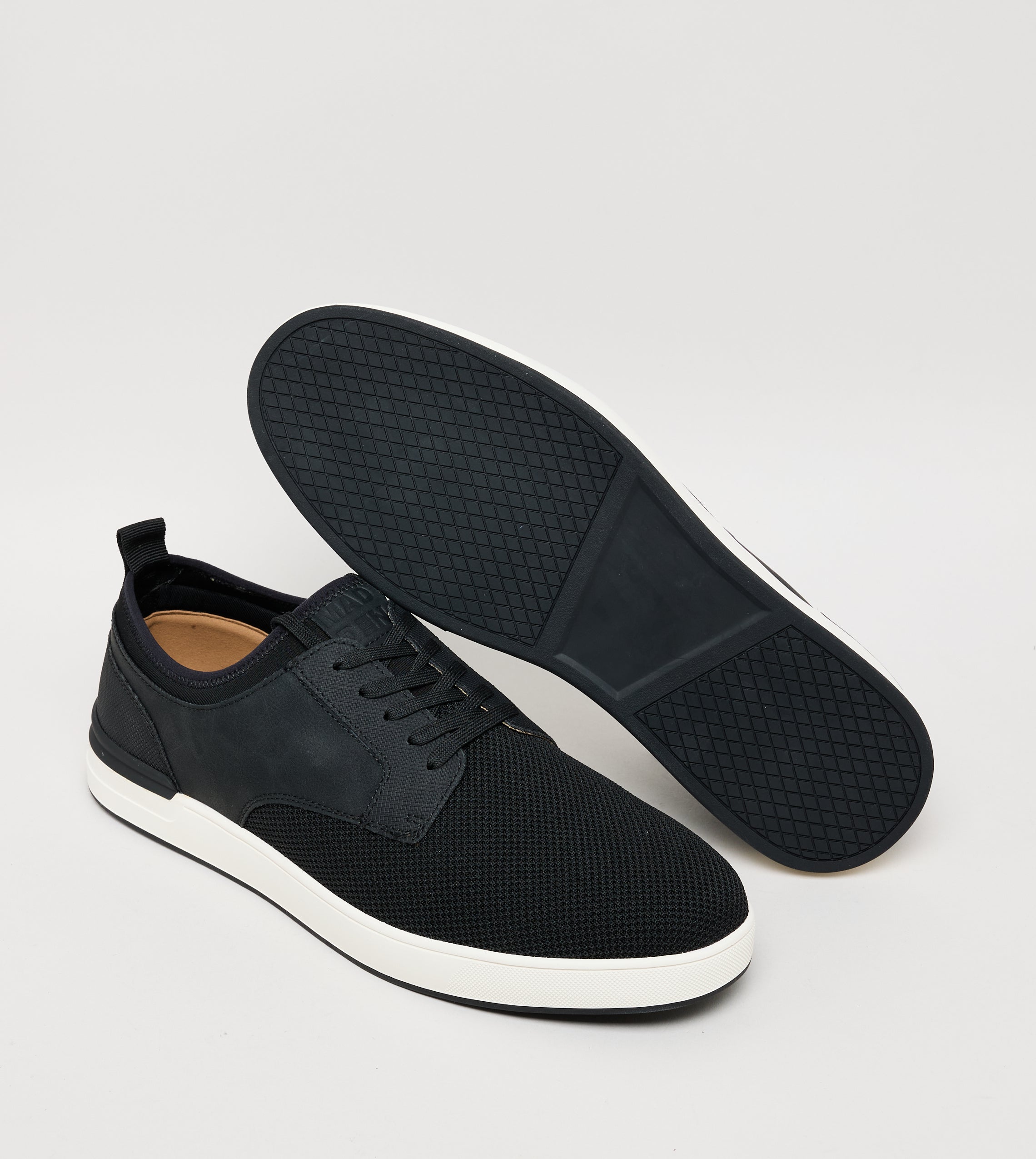 MDOLLEN BLACK SNEAKERS - view 4