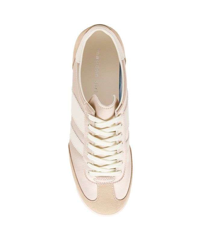 Jumper Women Cream Low Top Sneakers - view 3